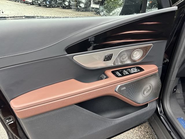 New 2026 Lincoln Nautilus Reserve AWD/4WD image 13