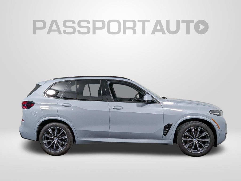 Certified 2024 BMW X5 xDrive40i w/ M Sport Package AWD/4WD image 8