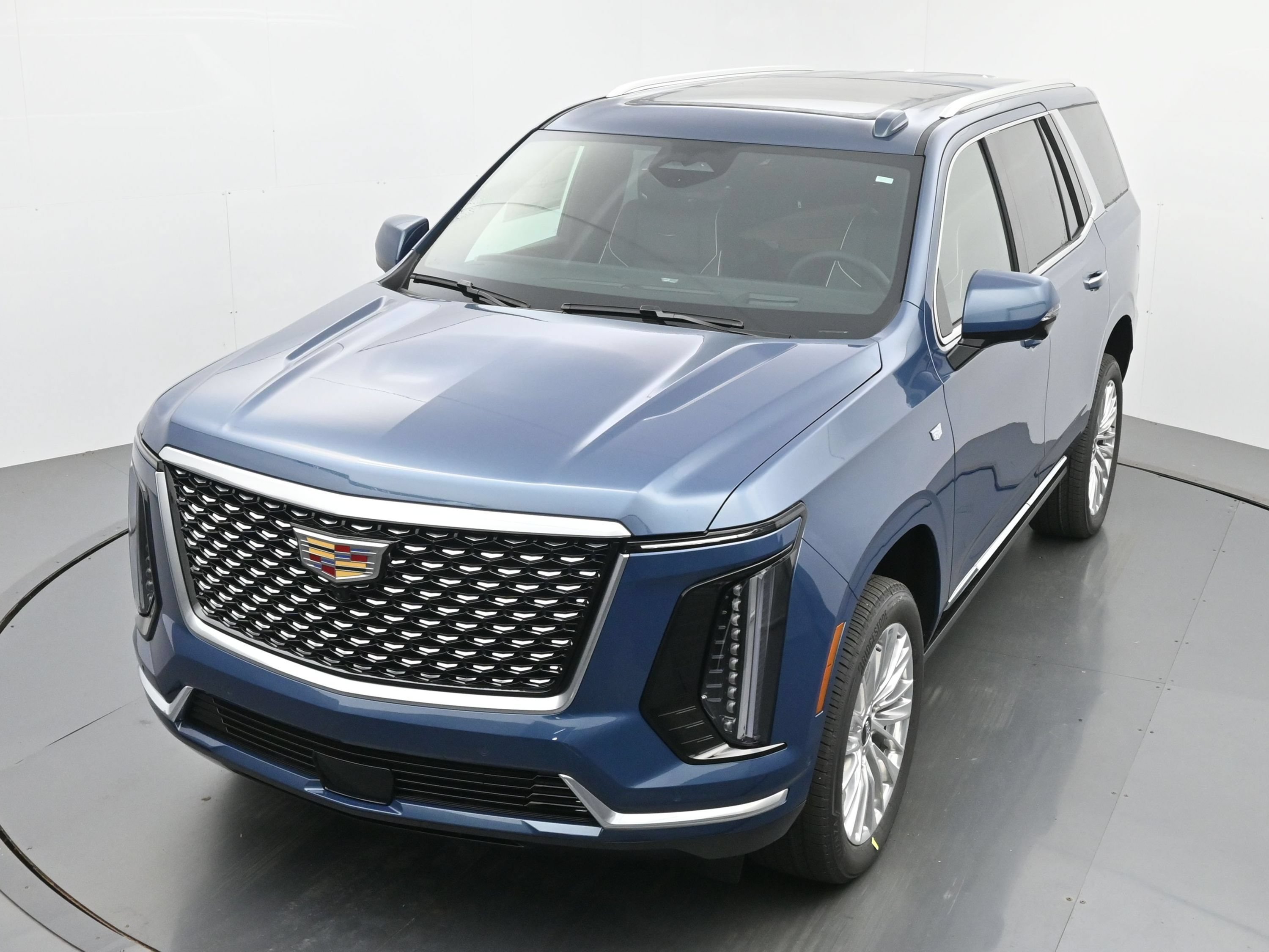 New 2026 Cadillac Escalade Luxury w/ Touring Package AWD/4WD image 23
