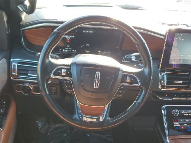 Used 2020 Lincoln Navigator Reserve w/ Equipment Group 208A Reserve AWD/4WD image 12