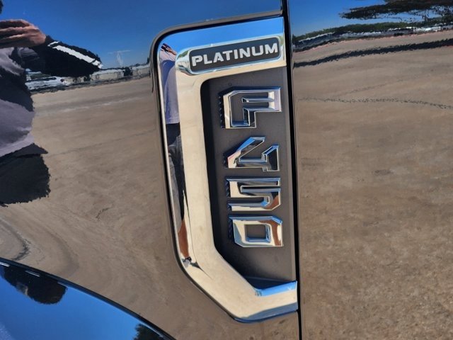 Used 2021 Ford F450 Platinum w/ FX4 Off-Road Package image 10