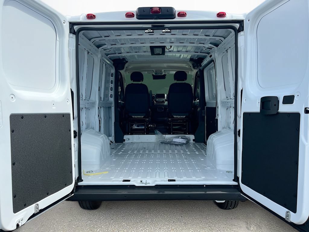 New 2026 RAM ProMaster 1500 w/ Convenience Group FWD image 21