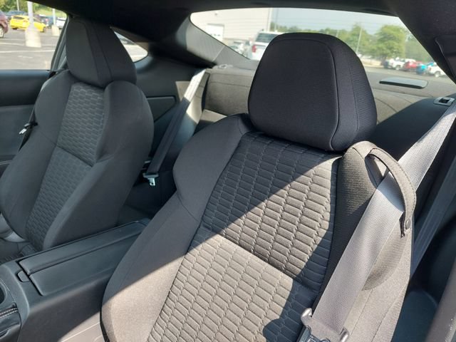 Used 2025 Toyota GR86 w/ Performance Package RWD image 3