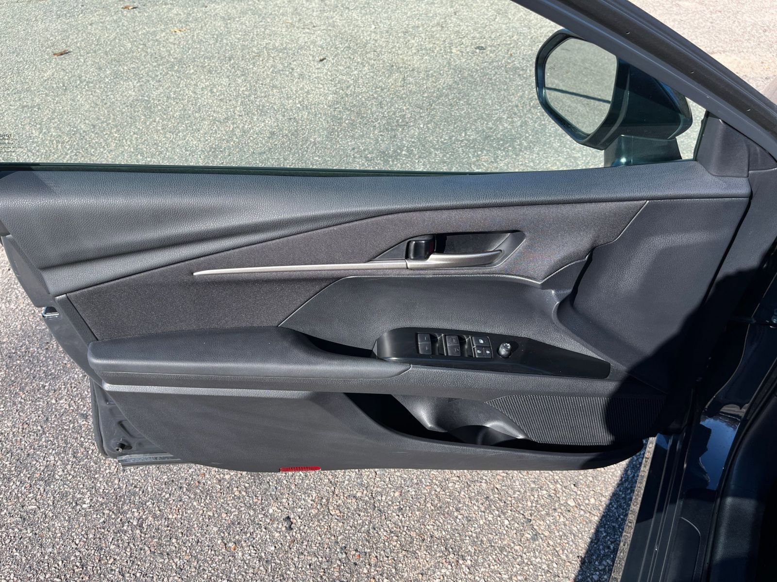 Used 2025 Toyota Camry LE image 18