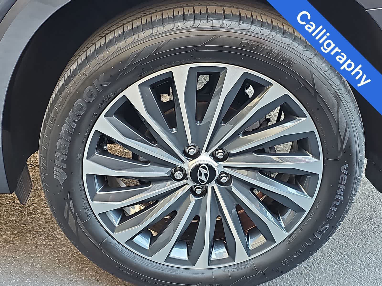Certified 2024 Hyundai Palisade Calligraphy AWD/4WD image 12