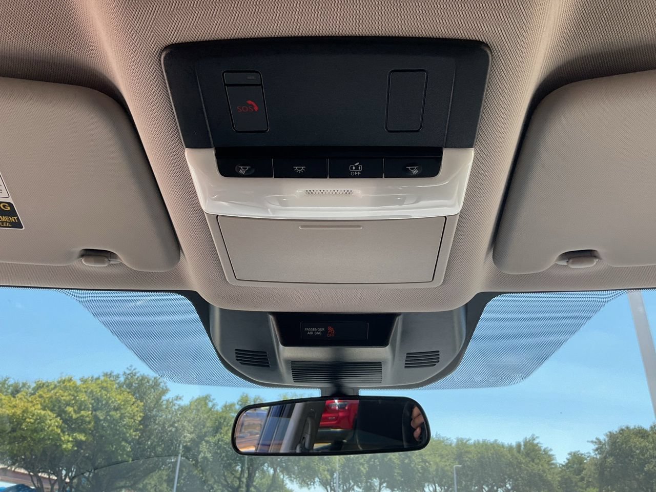 Used 2025 Nissan Rogue SV FWD image 20