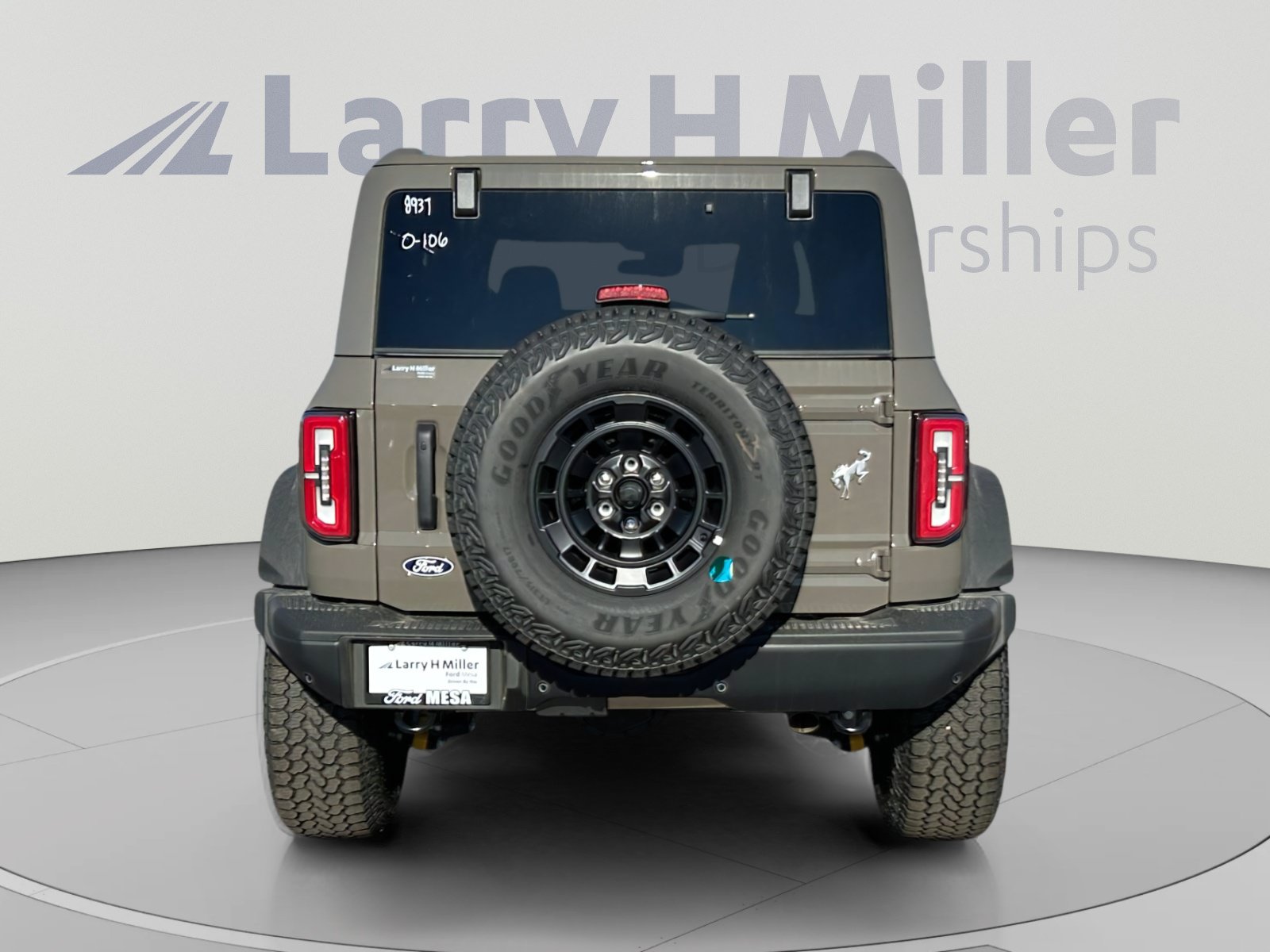 New 2026 Ford Bronco Badlands AWD/4WD image 4