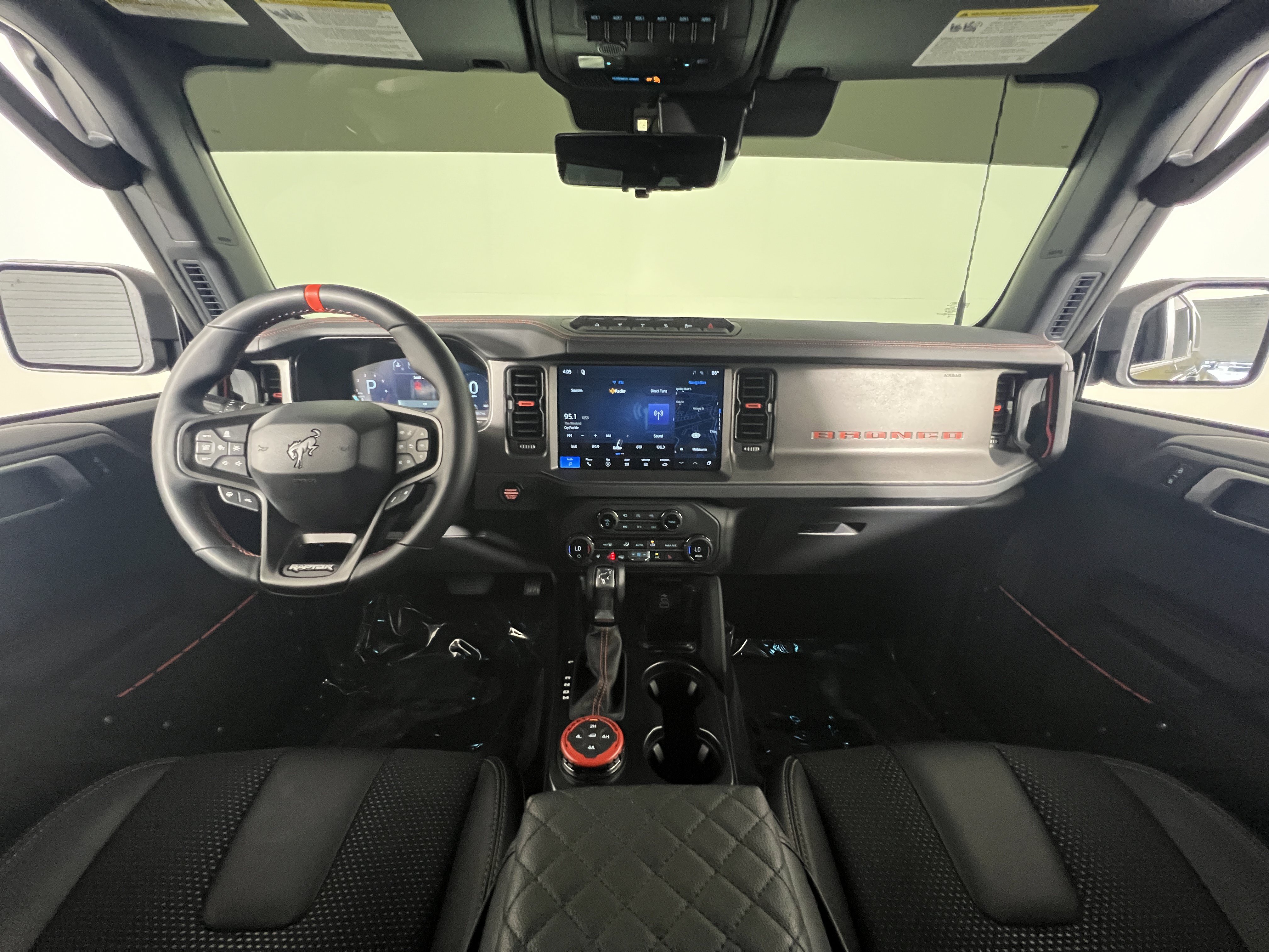 Used 2026 Ford Bronco Raptor AWD/4WD image 11