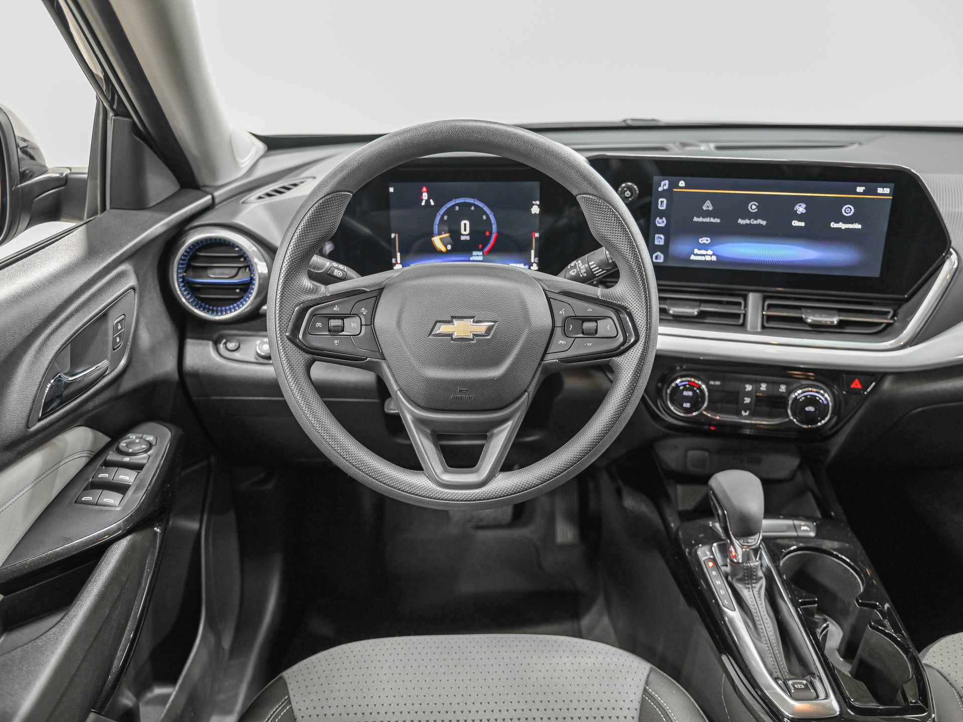 Used 2026 Chevrolet Trax LT FWD image 16