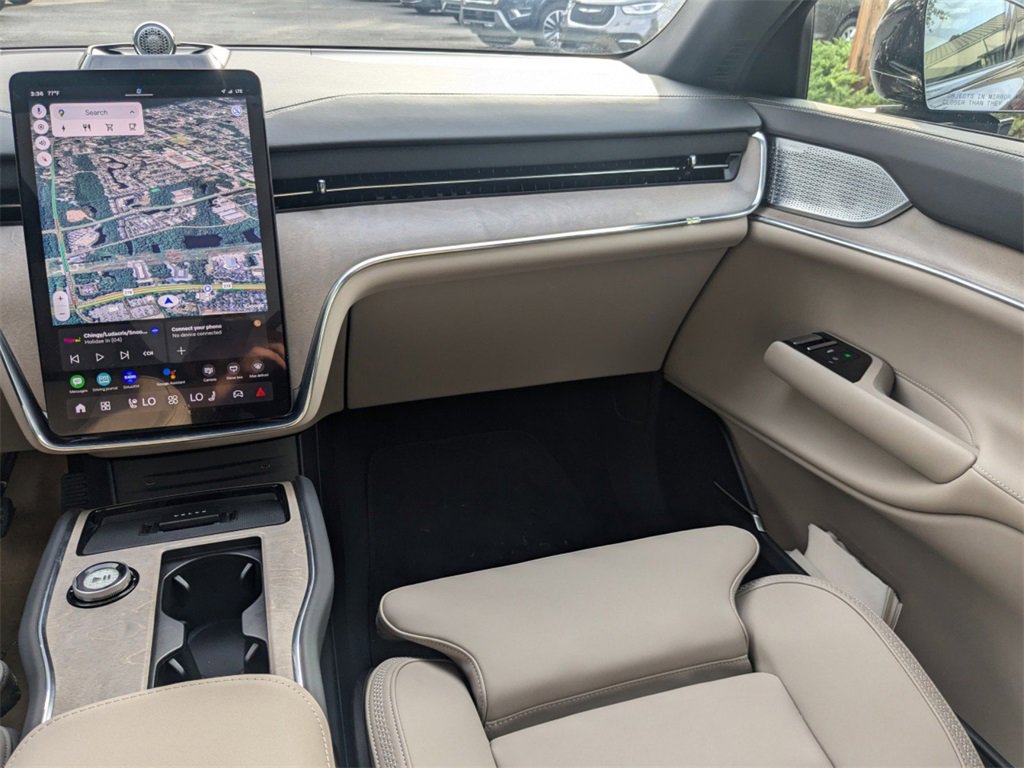 New 2025 Volvo EX90 Ultra image 18