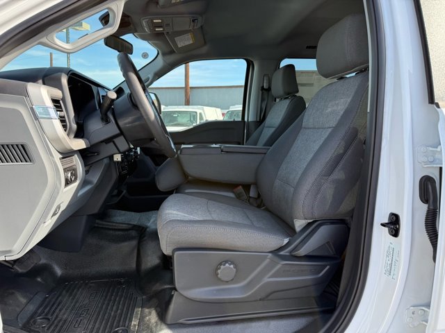 New 2026 Ford F550 4x4 Crew Cab image 12
