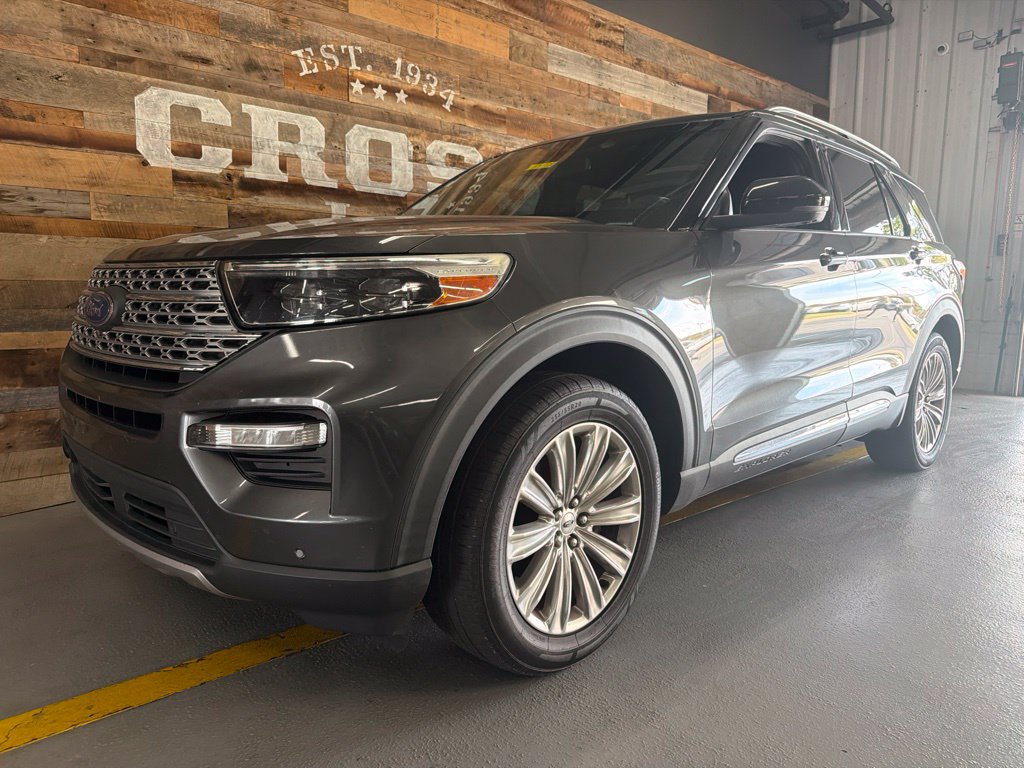 Used 2020 Ford Explorer Limited w/ Class III Trailer Tow Package AWD/4WD image 2
