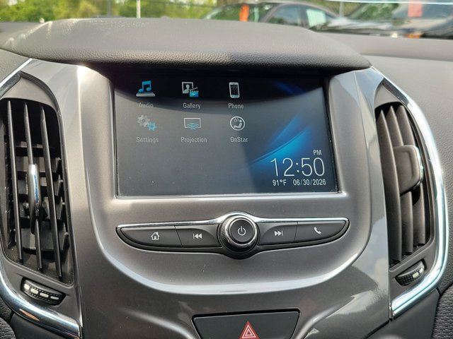 Used 2018 Chevrolet Cruze LT FWD image 18