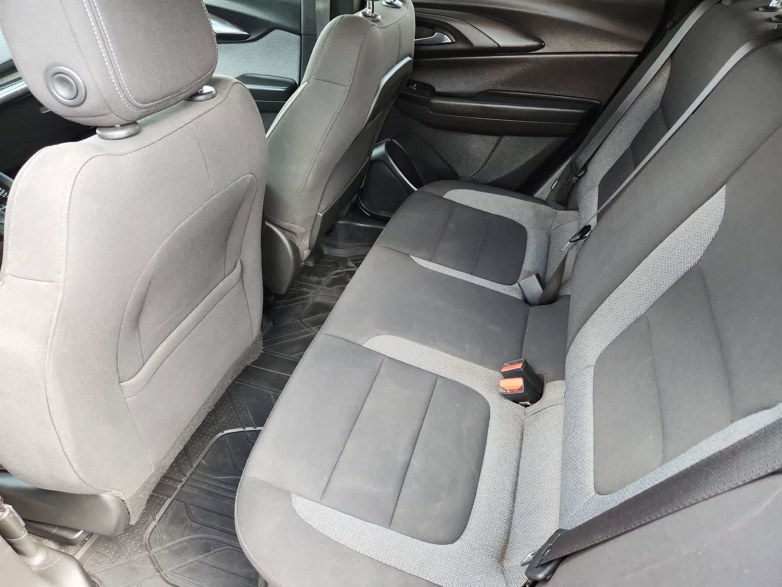 Used 2023 Chevrolet TrailBlazer LT FWD image 28