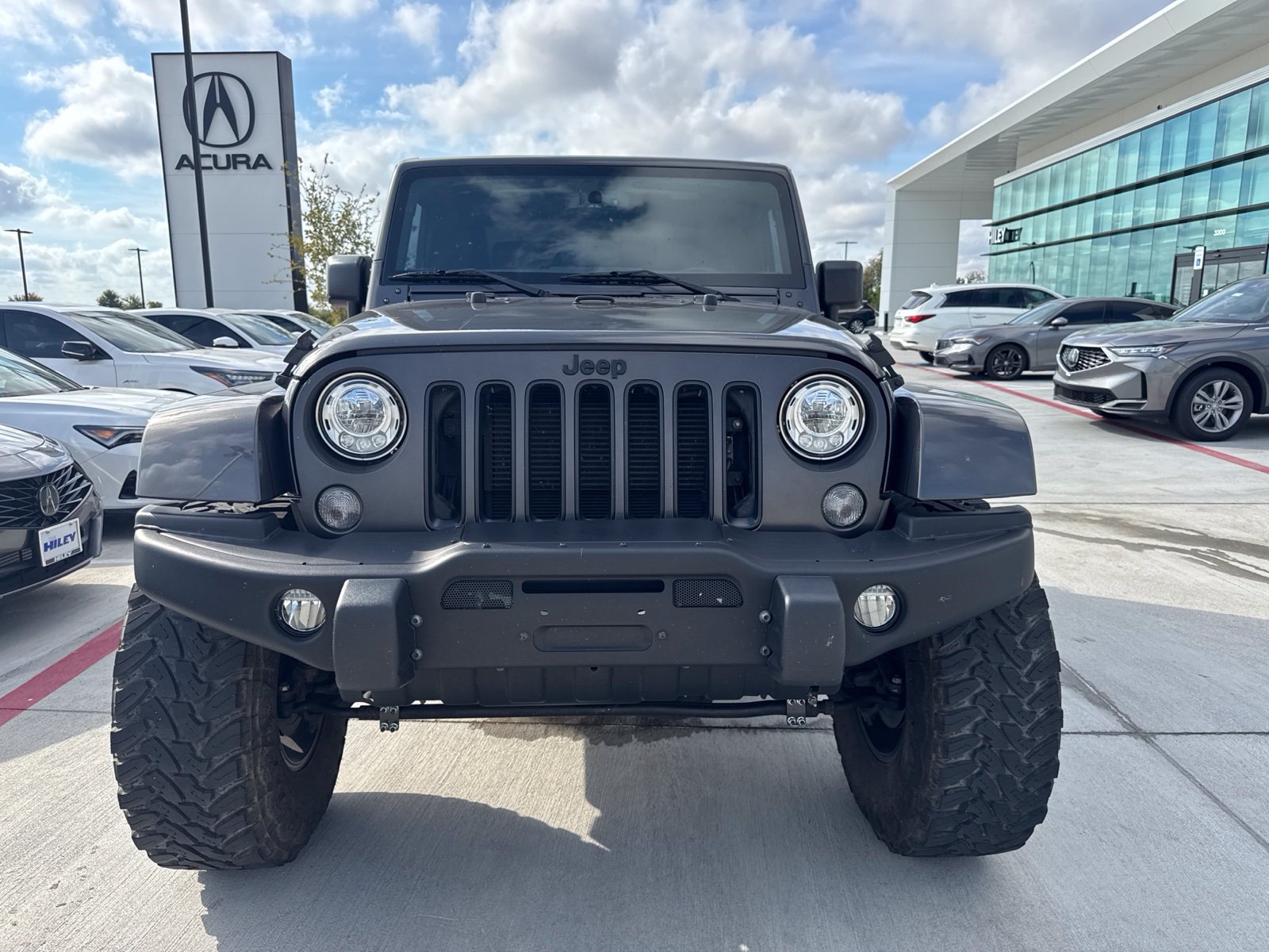 Used 2018 Jeep Wrangler Sport AWD/4WD image 2