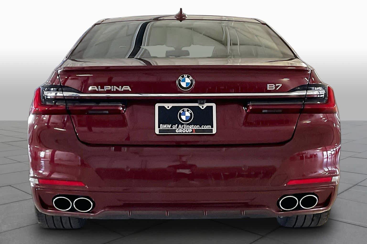 Used 2022 BMW ALPINA B7 xDrive w/ Luxury Rear Seating Package AWD/4WD image 4