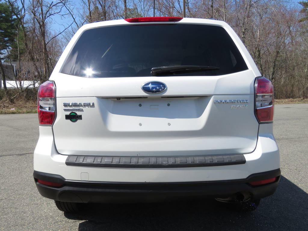 Used 2015 Subaru Forester 2.5i Premium w/ All-Weather Package AWD/4WD image 6