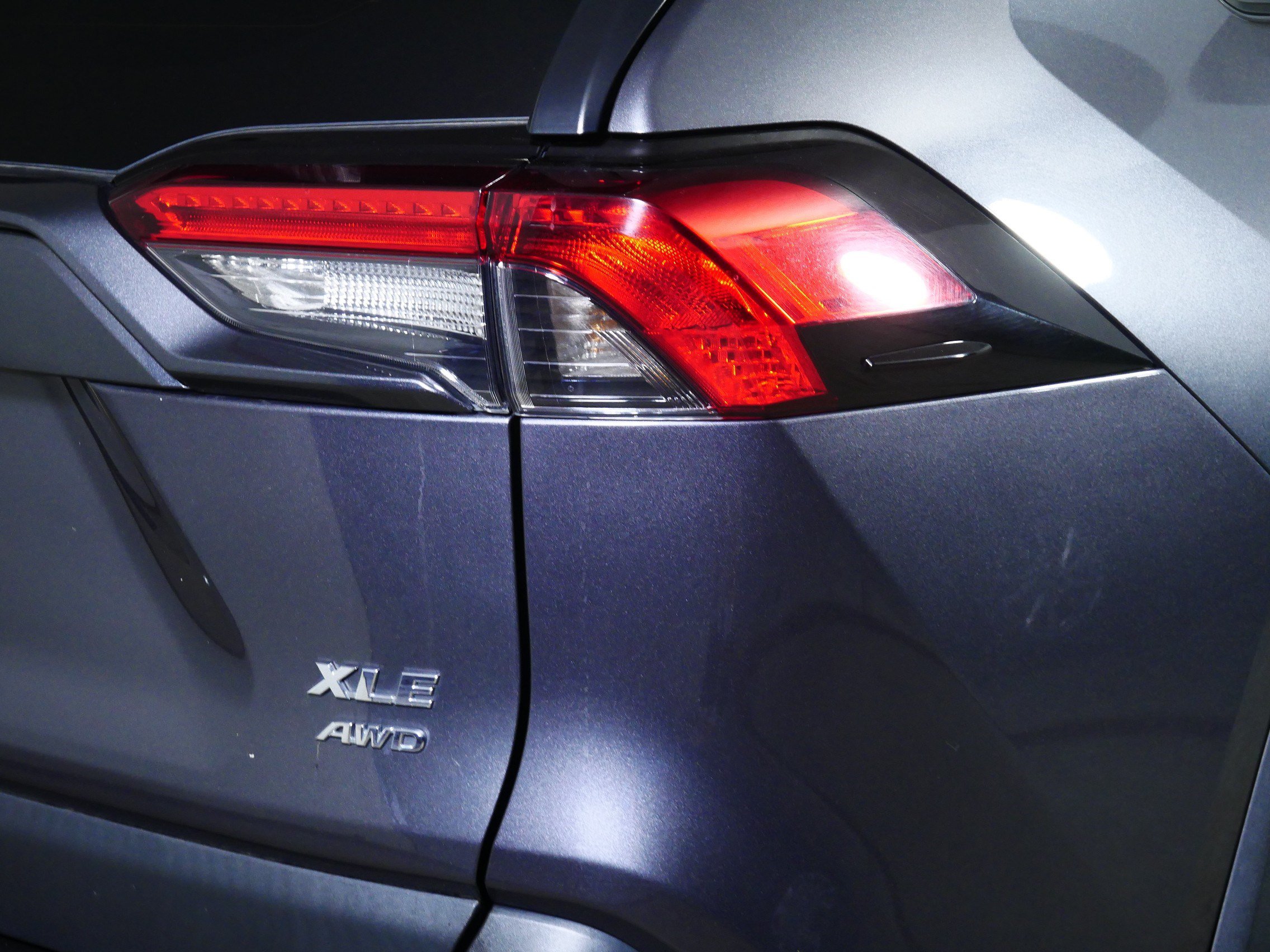 Used 2022 Toyota RAV4 XLE AWD/4WD image 17