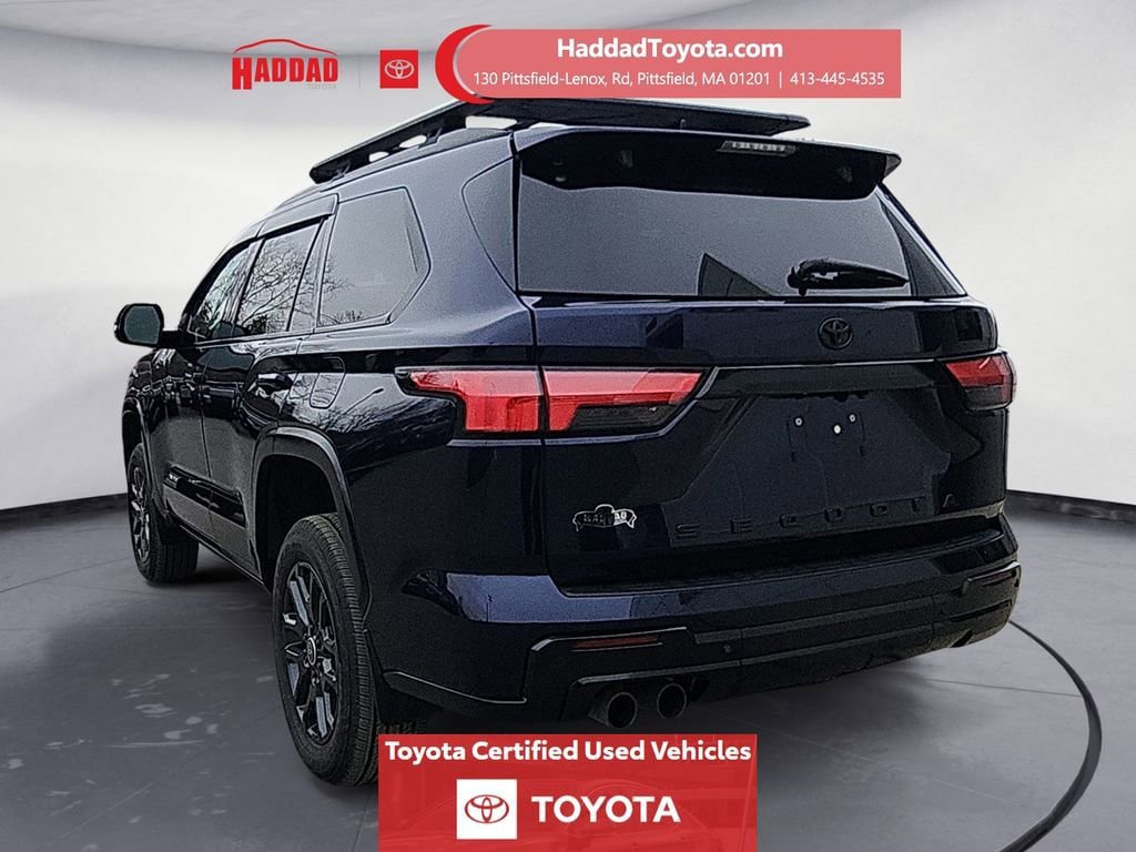 Used 2024 Toyota Sequoia Platinum AWD/4WD image 3