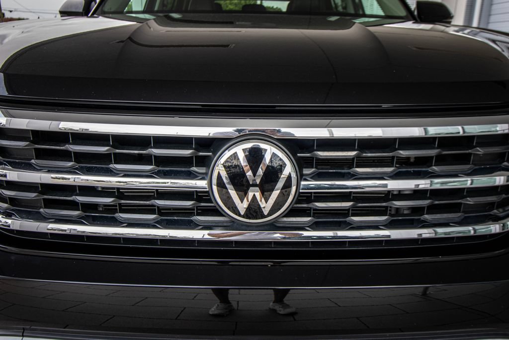 Certified 2023 Volkswagen Atlas SE FWD image 7