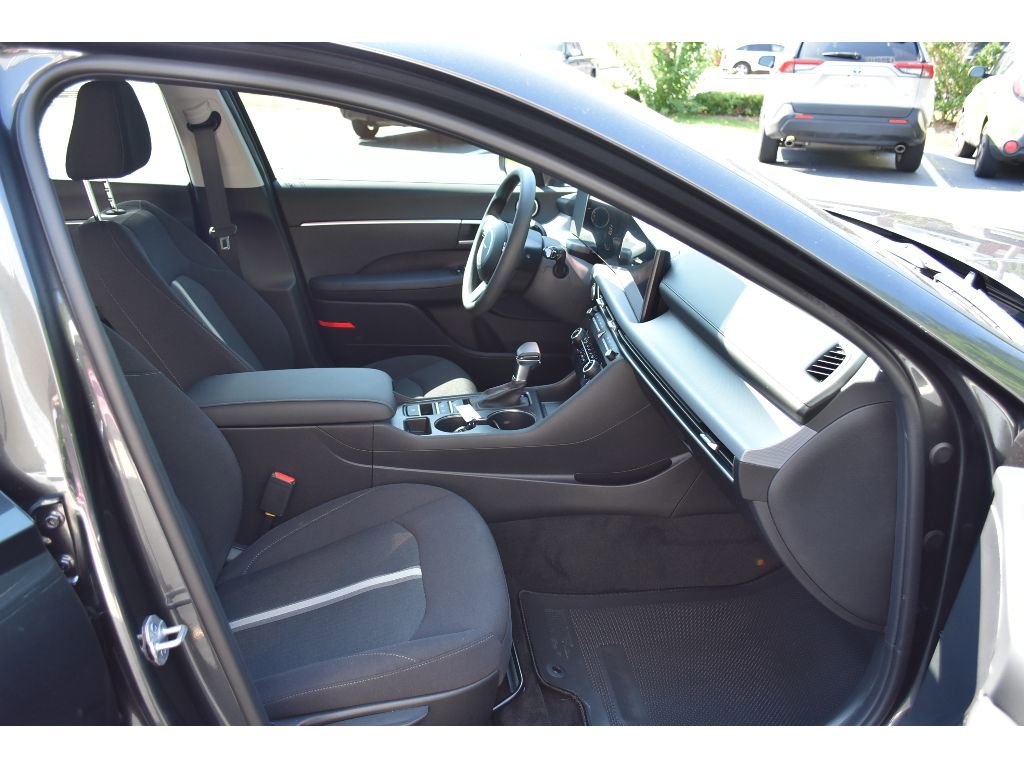 New 2025 Hyundai Sonata SE image 14