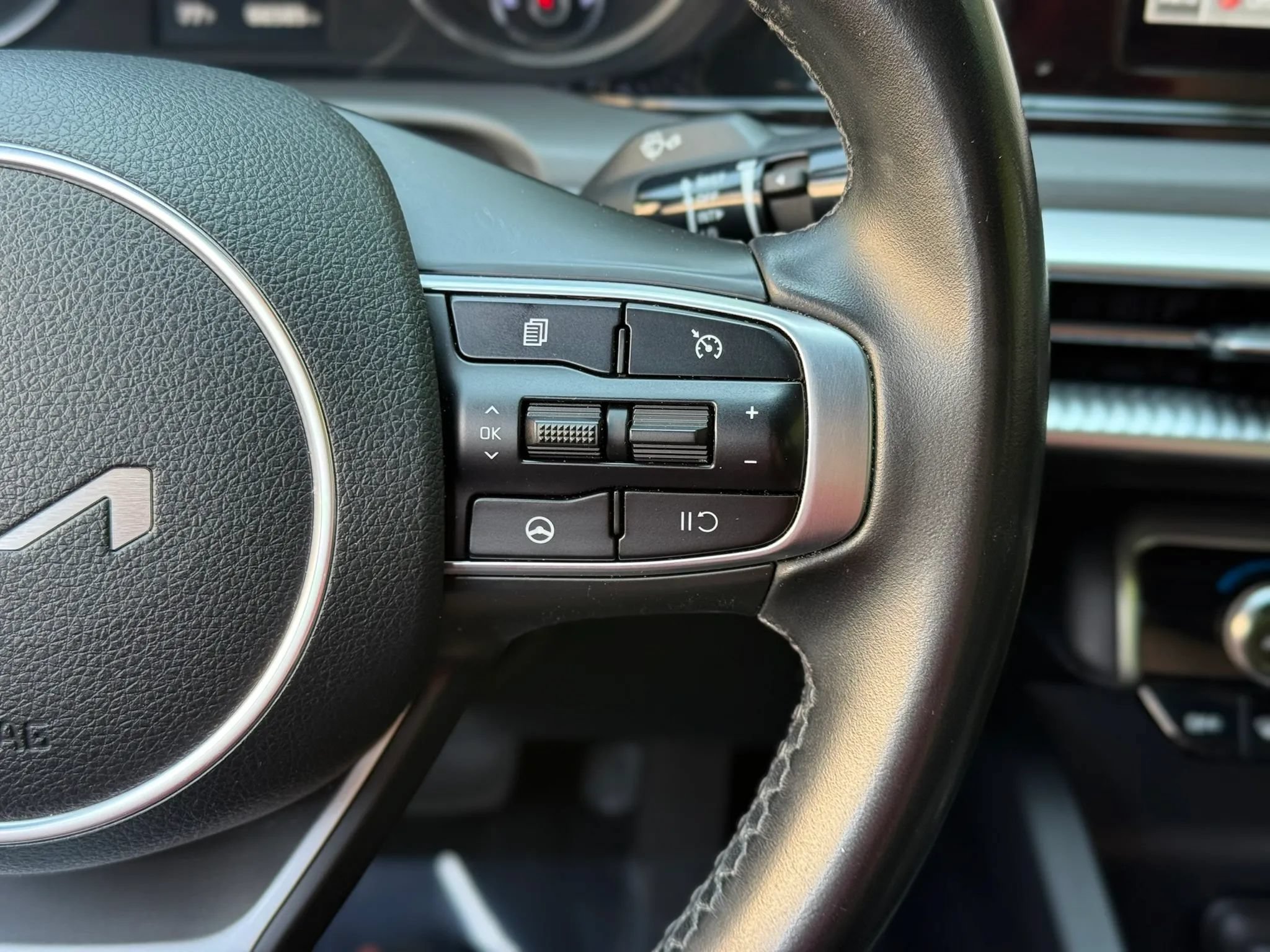 Used 2022 Kia K5 GT-Line FWD image 19