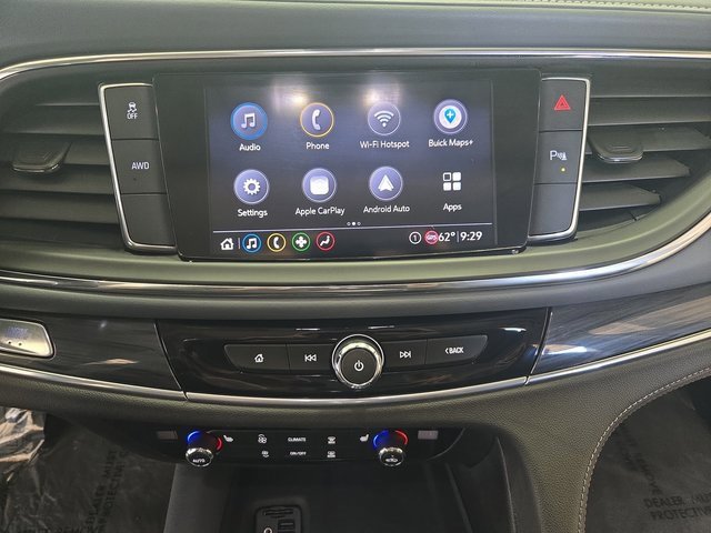 Used 2021 Buick Enclave Essence image 24