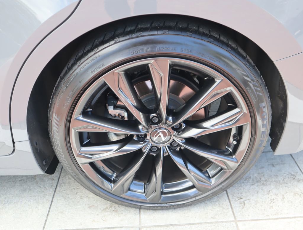 Used 2024 Lexus IS 300 F Sport image 10