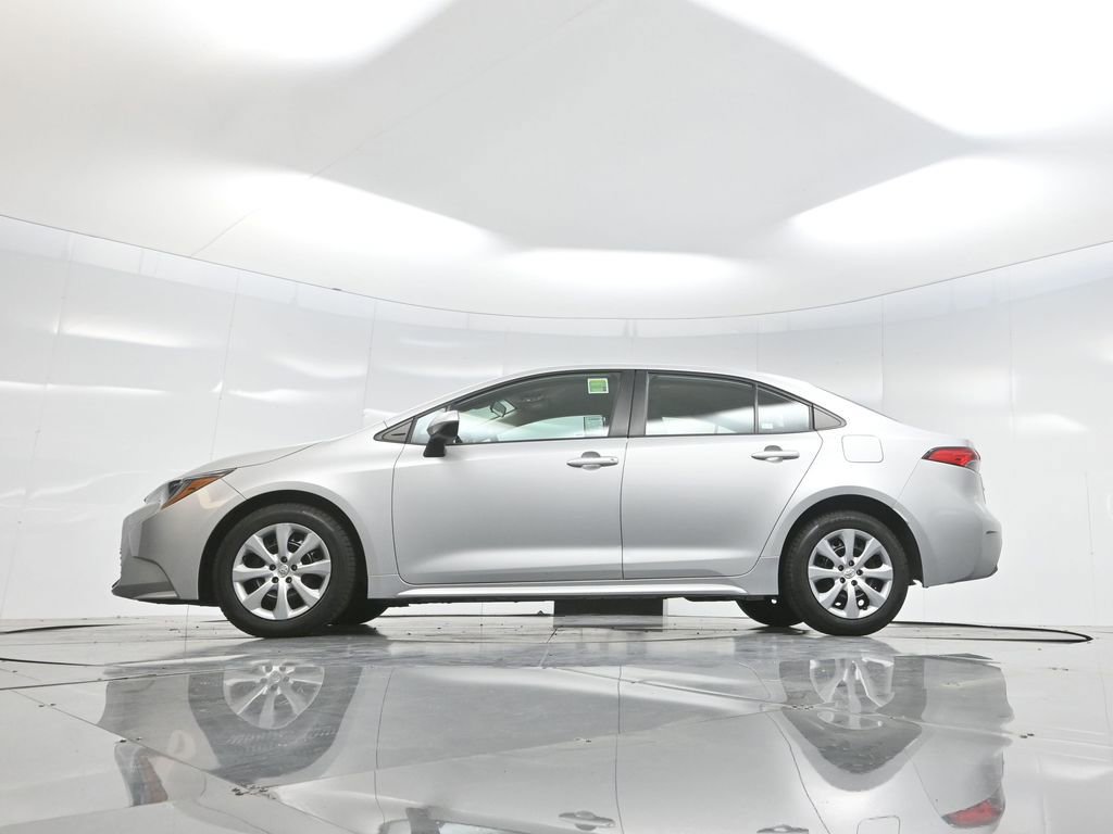 Used 2023 Toyota Corolla LE image 72