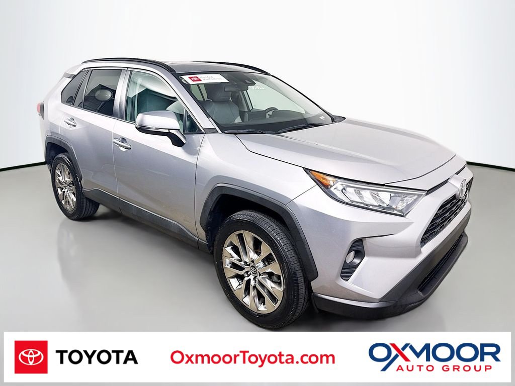 Certified 2020 Toyota RAV4 XLE Premium FWD image 1