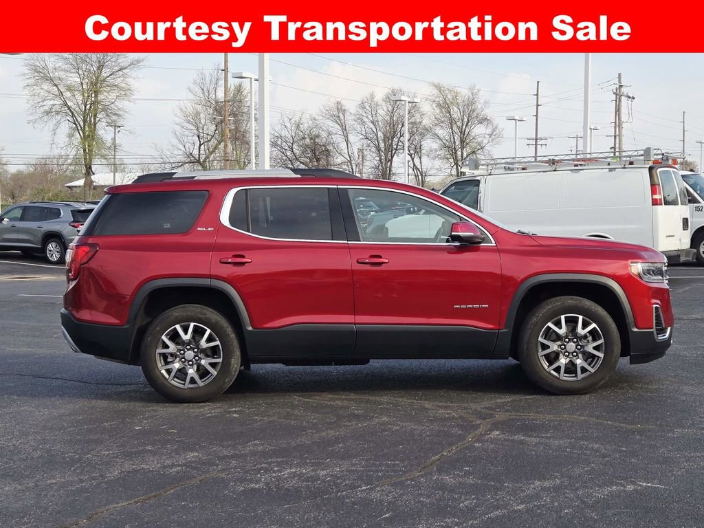 Used 2023 GMC Acadia SLE w/ Driver Convenience Package FWD image 2
