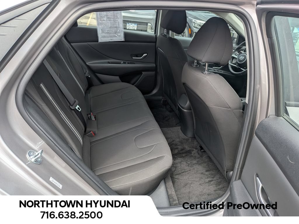 Certified 2023 Hyundai Elantra SEL w/ Convenience Package FWD image 33
