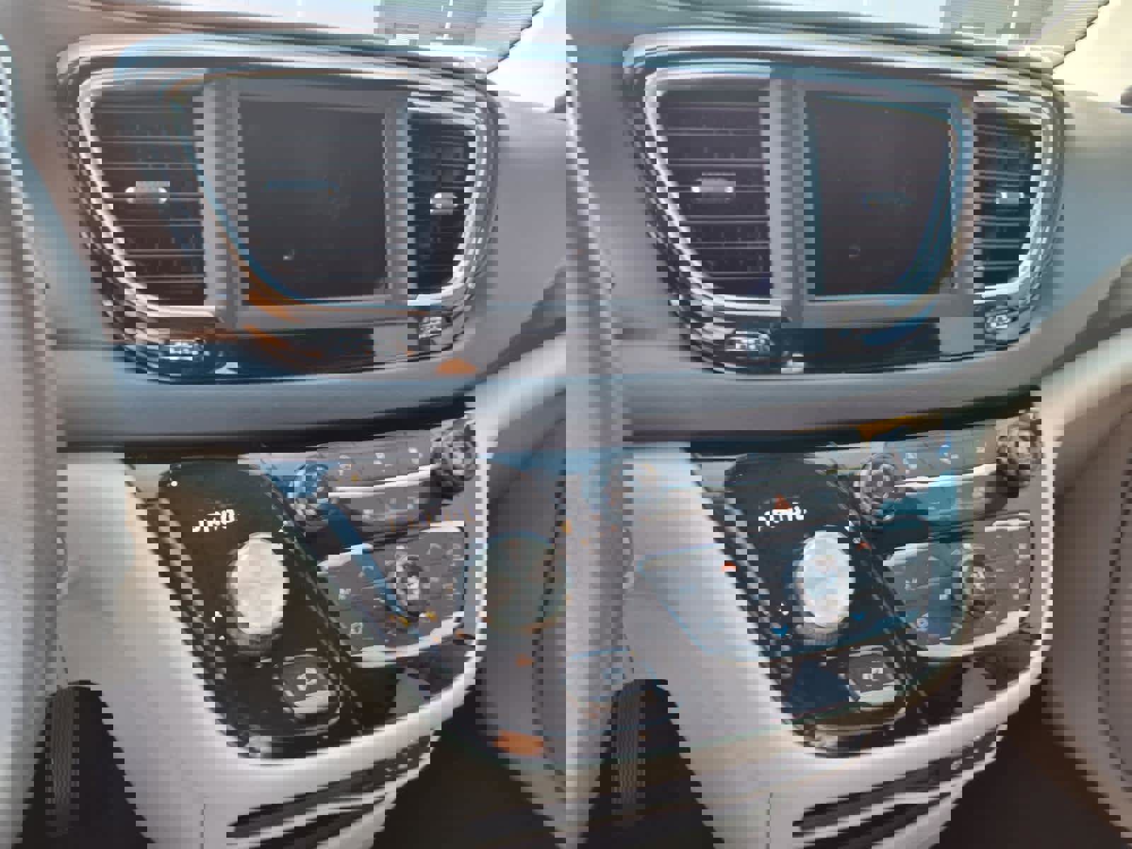 Used 2018 Chrysler Pacifica Touring Plus image 10