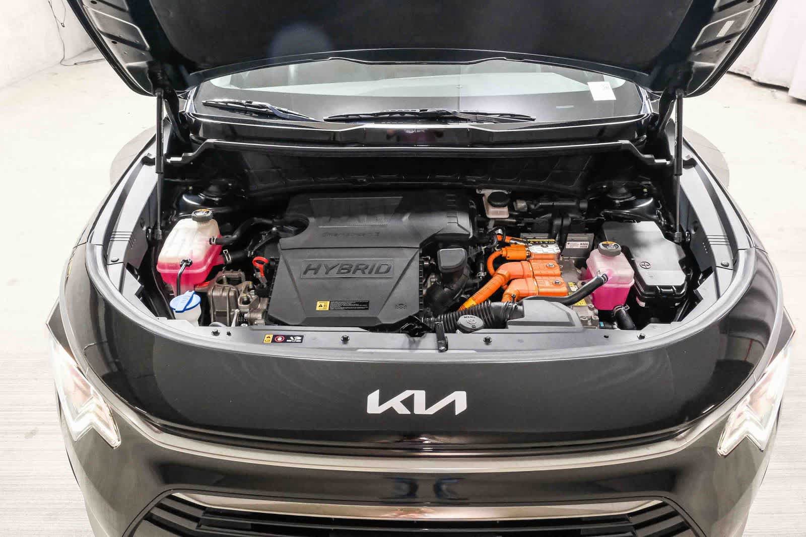Used 2023 Kia Niro EX Touring FWD image 31
