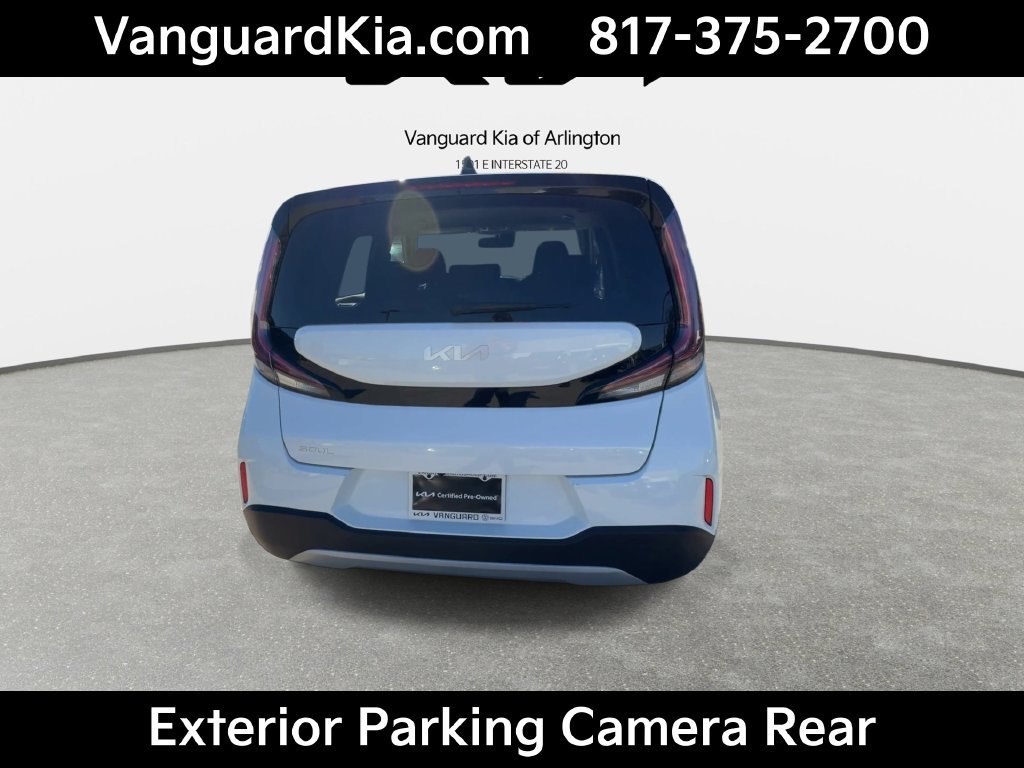 Certified 2025 Kia Soul LX w/ LX Technology Package FWD image 8