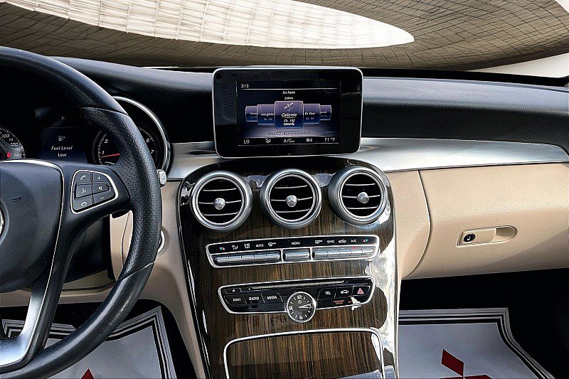 Used 2018 Mercedes-Benz C 300 Sedan w/ Premium Package image 6