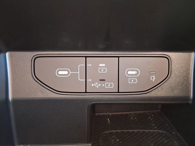 Certified 2025 Kia Sorento S AWD/4WD image 24