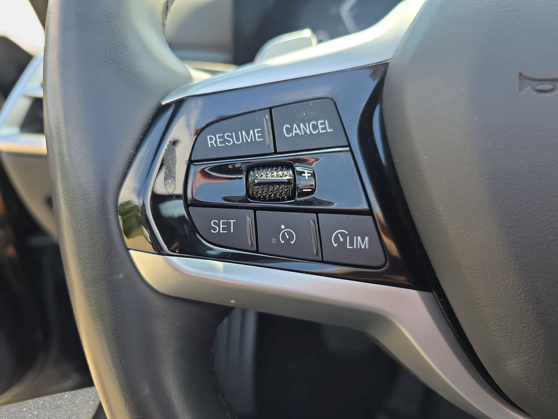Used 2025 BMW 430i Convertible RWD image 16