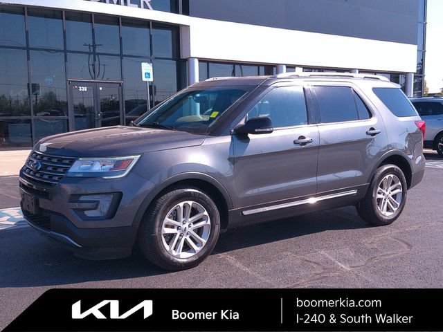 Used 2017 Ford Explorer XLT w/ Equipment Group 202A FWD image 1