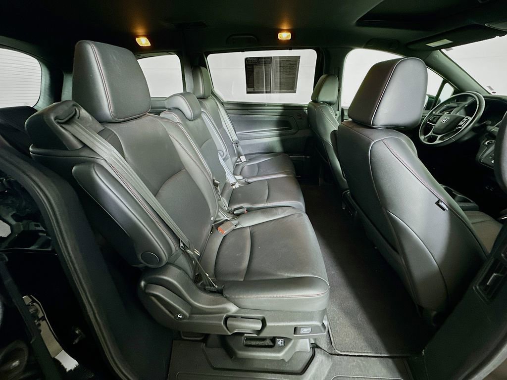 Used 2025 Honda Odyssey Sport-L image 11