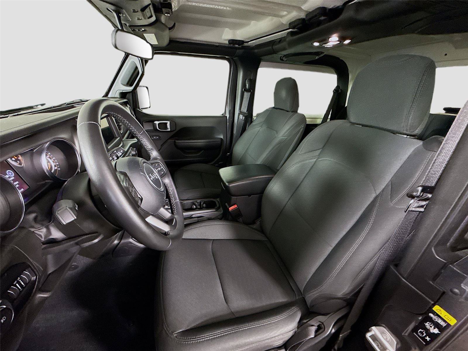 Used 2022 Jeep Wrangler Sport AWD/4WD image 13