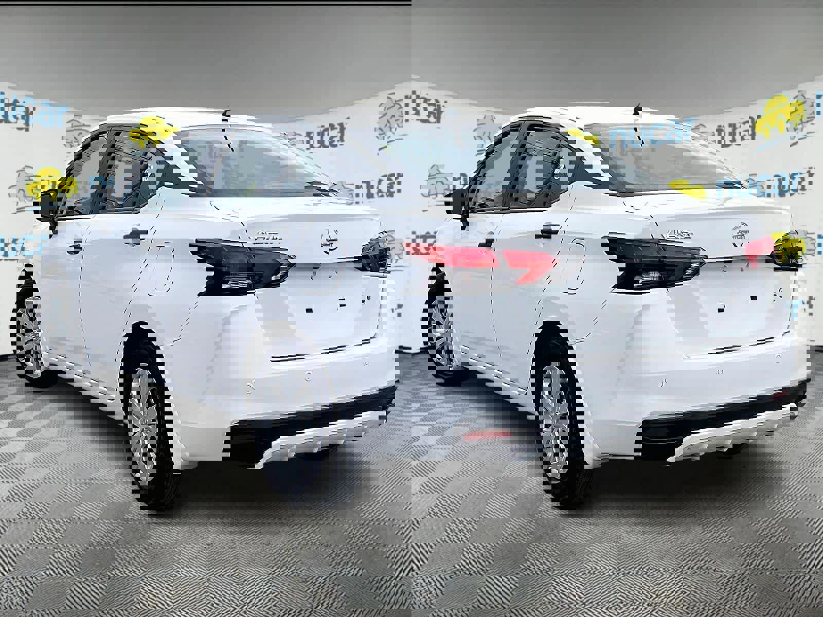 Used 2025 Nissan Versa S w/ Trunk Package image 4