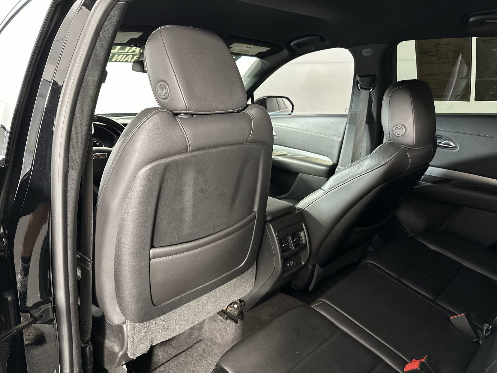 Used 2019 Cadillac XT4 Premium Luxury image 28