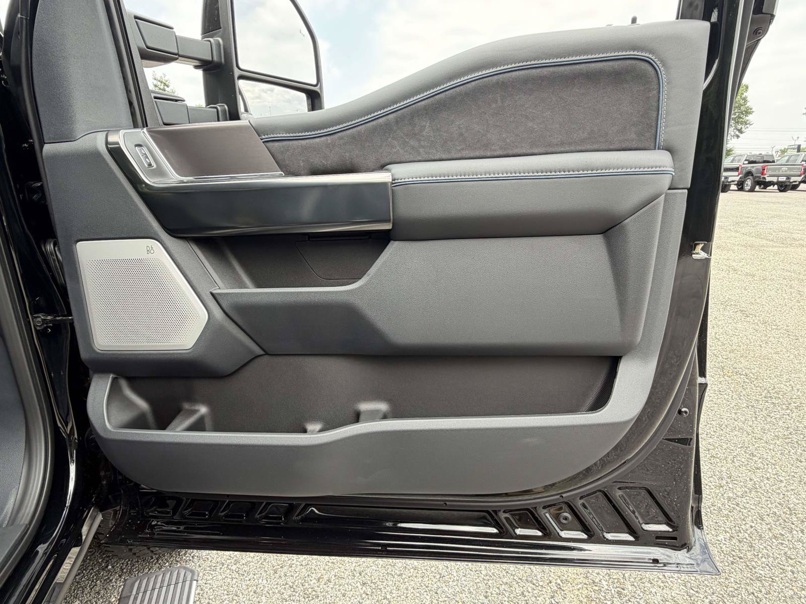 New 2026 Ford F350 Platinum AWD/4WD image 31