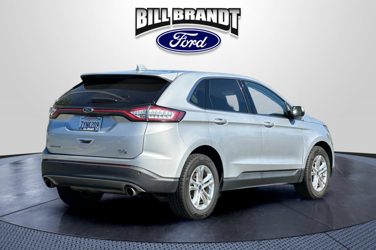 Used 2016 Ford Edge SEL w/ Equipment Group 201A AWD/4WD image 3