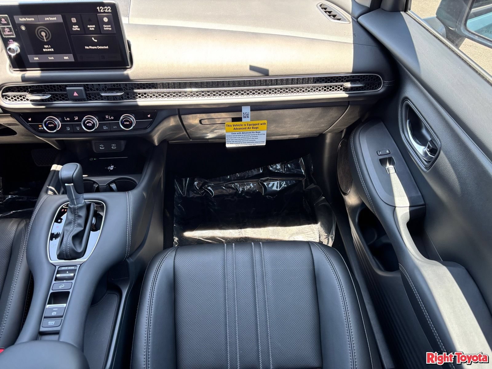 Used 2027 Honda HR-V EX-L image 18