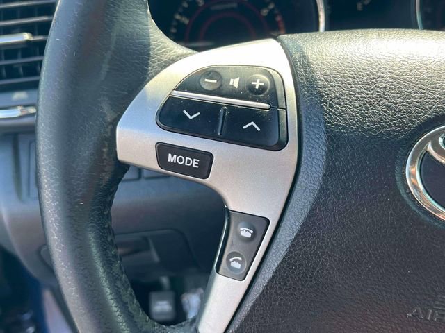 Used 2013 Toyota Highlander SE AWD/4WD image 17