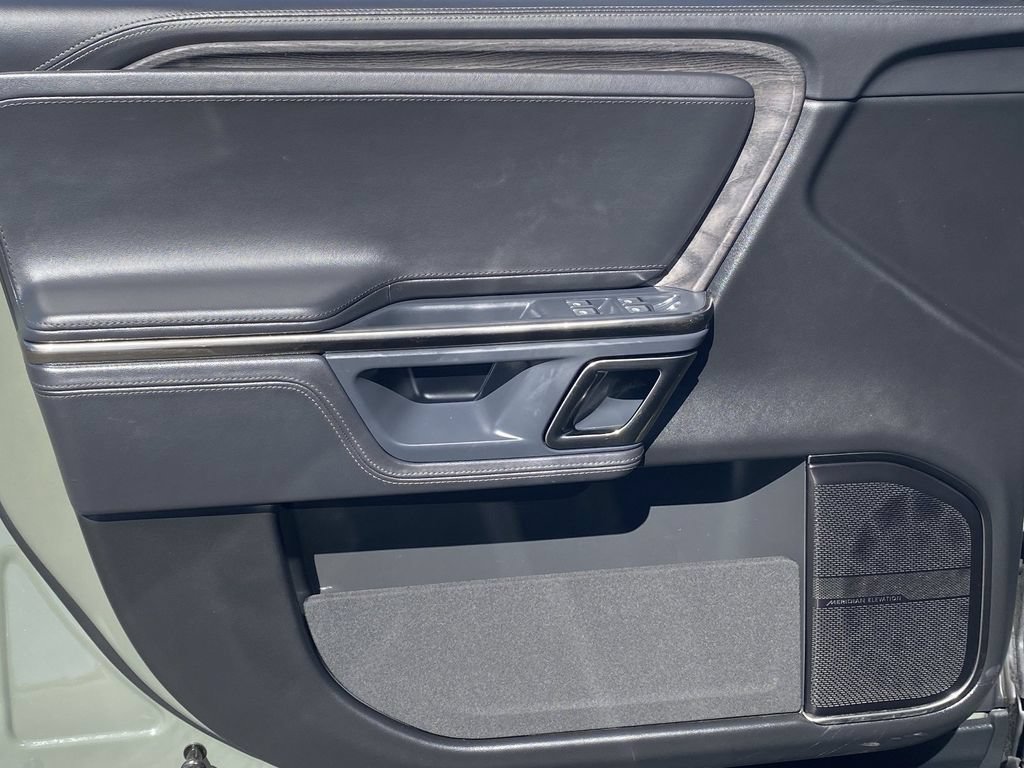 Used 2022 Rivian R1S Launch Edition AWD/4WD image 22