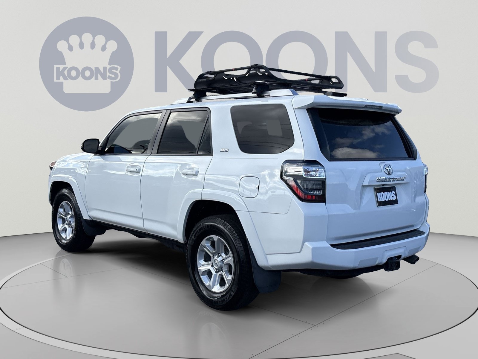 Used 2018 Toyota 4Runner SR5 Premium RWD image 4