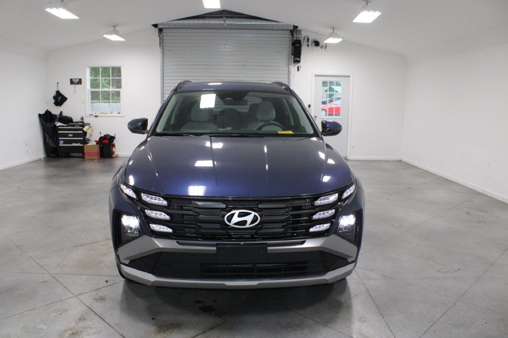 Used 2025 Hyundai Tucson SEL FWD image 3